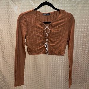 Cute thin and breezy brown top